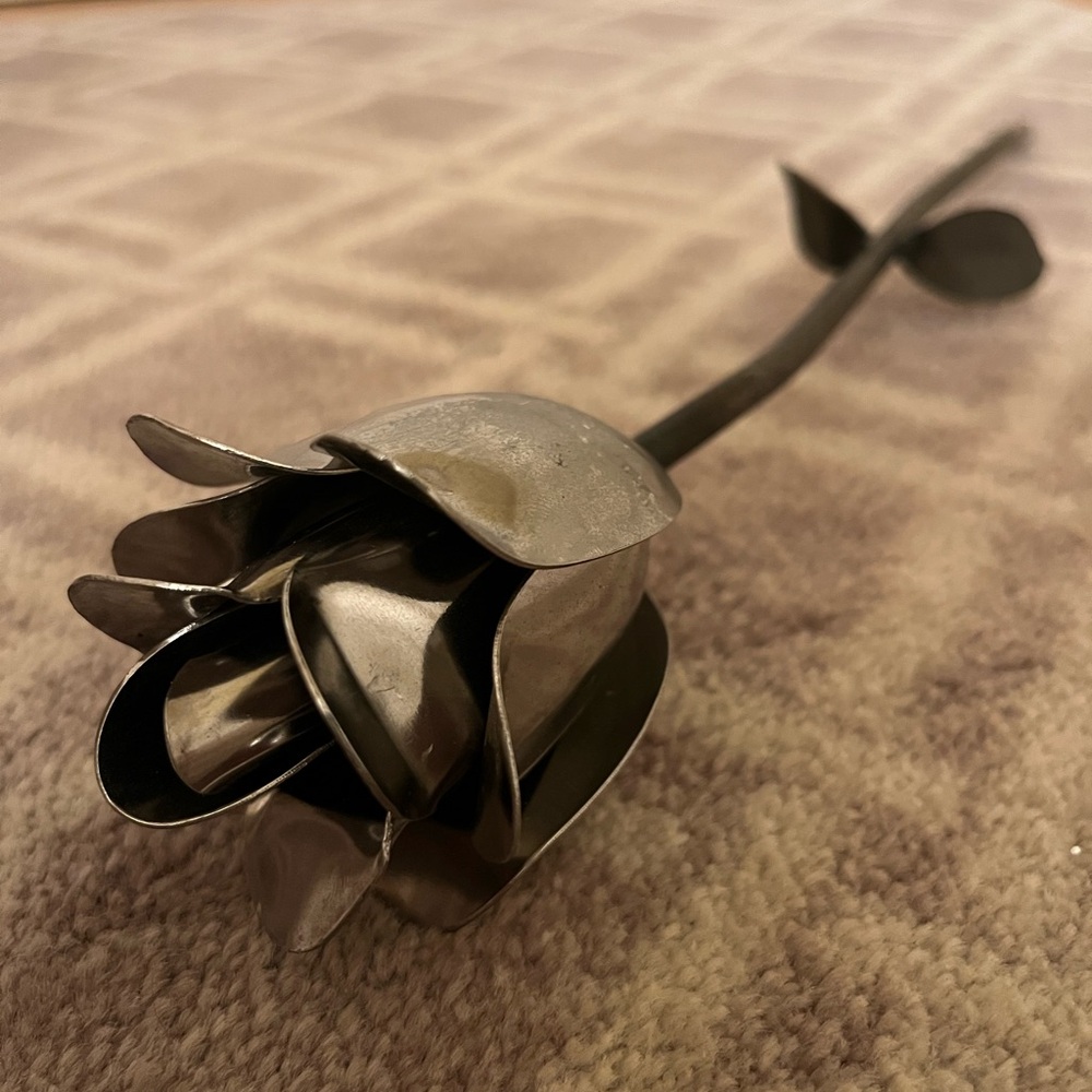 Forever Metal Rose